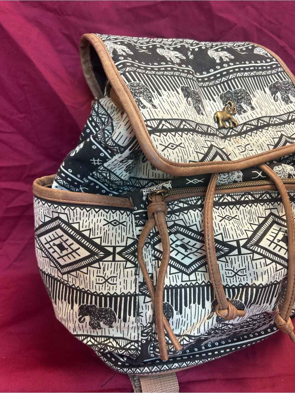 Elephant Drawstring Backpack - Picture 5 of 11